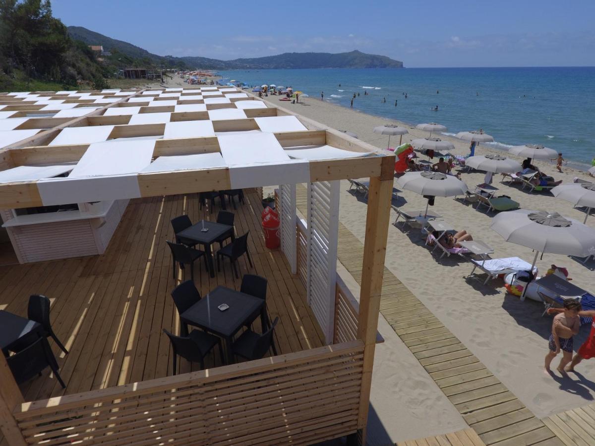 Residence Le Palme - Appartamenti Sul Mare - Spiaggia Tra Palinuro E Caprioli Pisciotta Kültér fotó