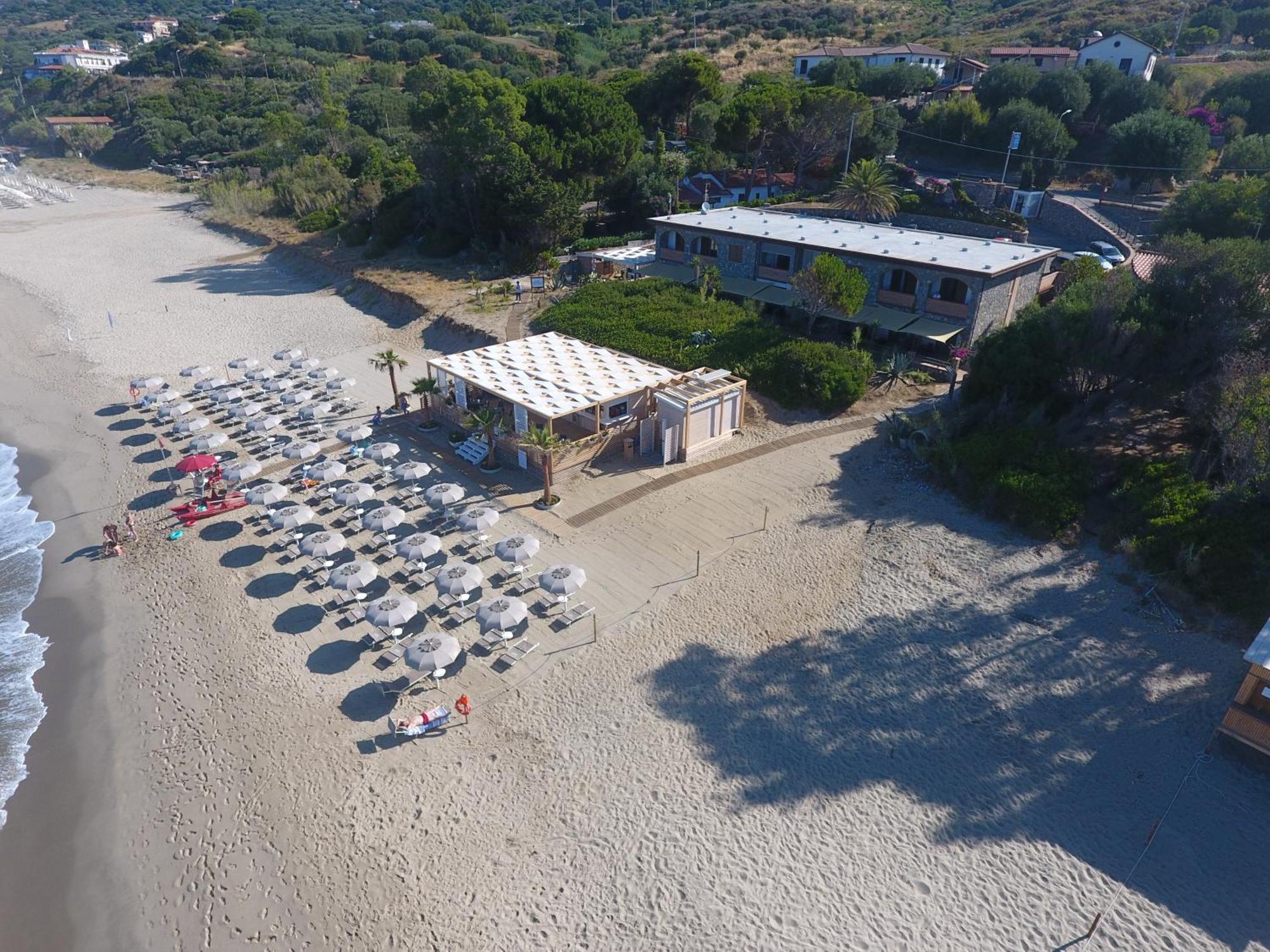 Residence Le Palme - Appartamenti Sul Mare - Spiaggia Tra Palinuro E Caprioli Pisciotta Kültér fotó