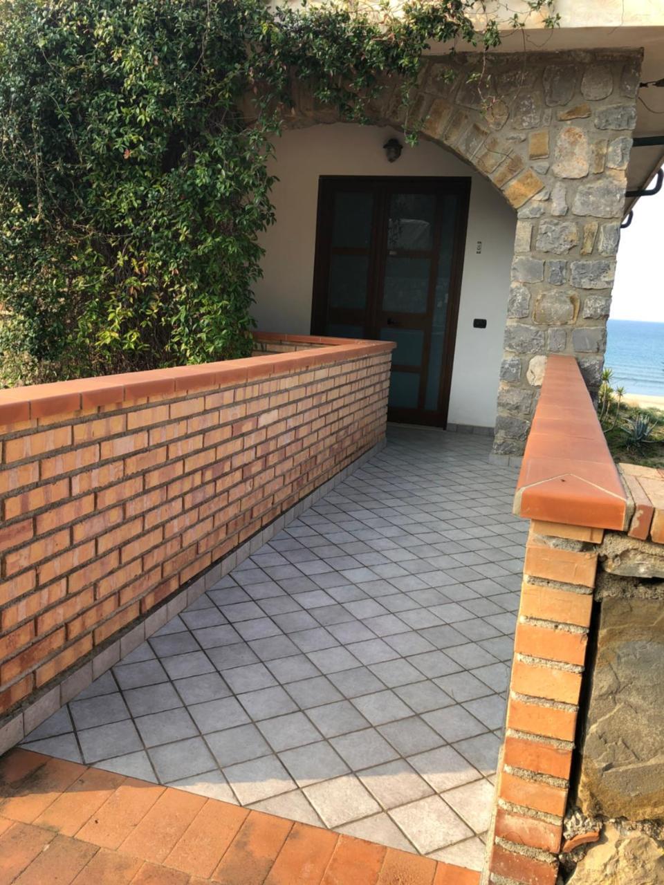 Residence Le Palme - Appartamenti Sul Mare - Spiaggia Tra Palinuro E Caprioli Pisciotta Kültér fotó